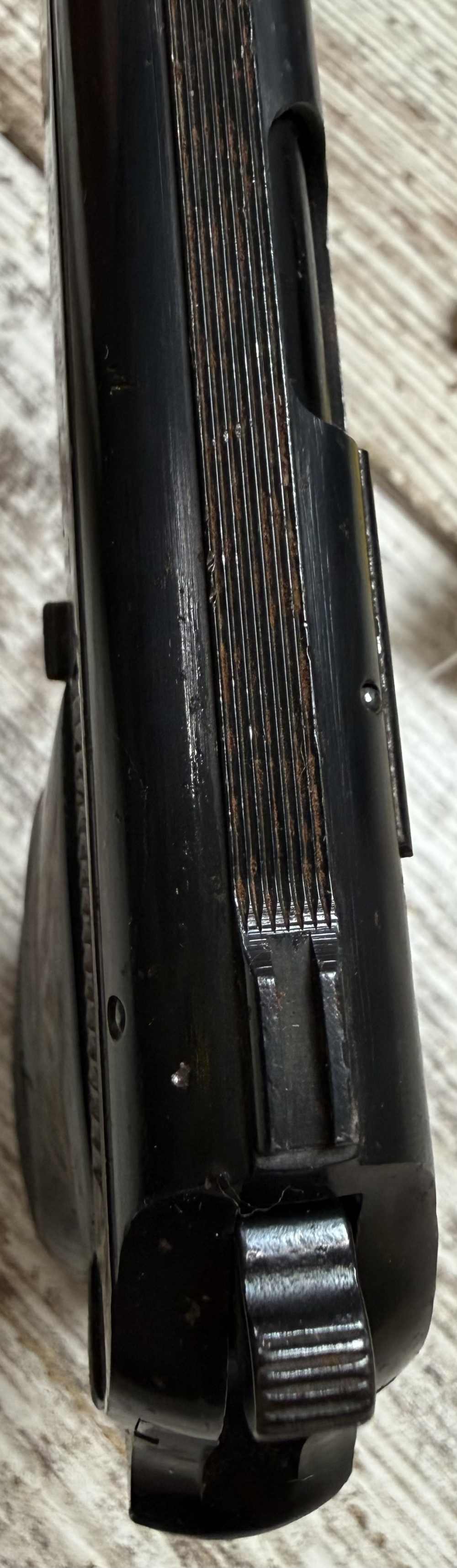* V. Bernardelli * 60 * 32 Auto * ACP * 1959 * C&R * M60-img-12
