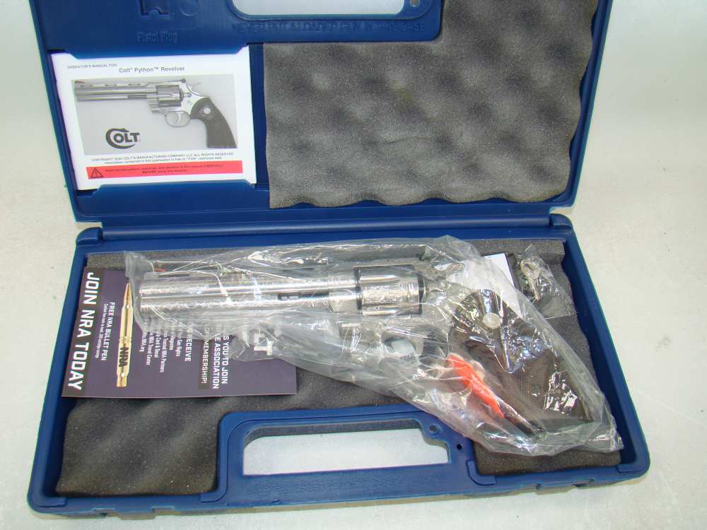 COLT Python Fully Engraved NEW IN BOX 6 inch Stainless-img-1