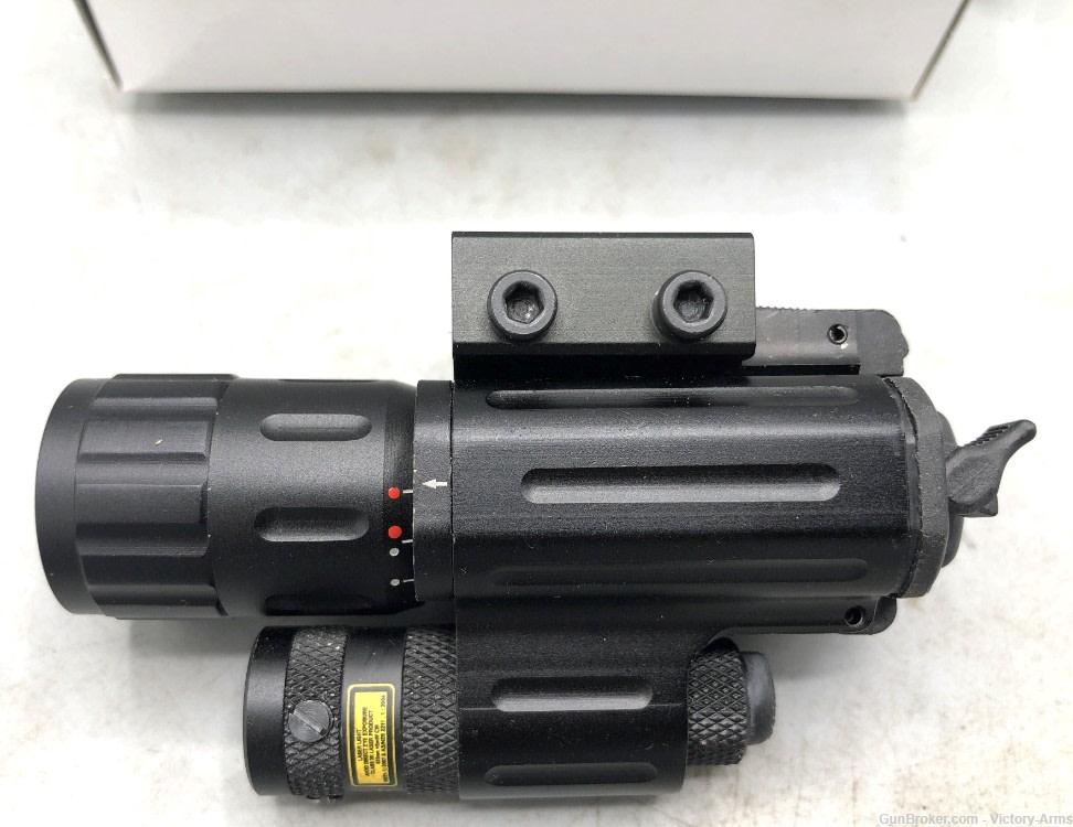 UTG Swatforce 2 in 1 Xenon Flashlight Red Laser Combo  LT-TLP28-img-3