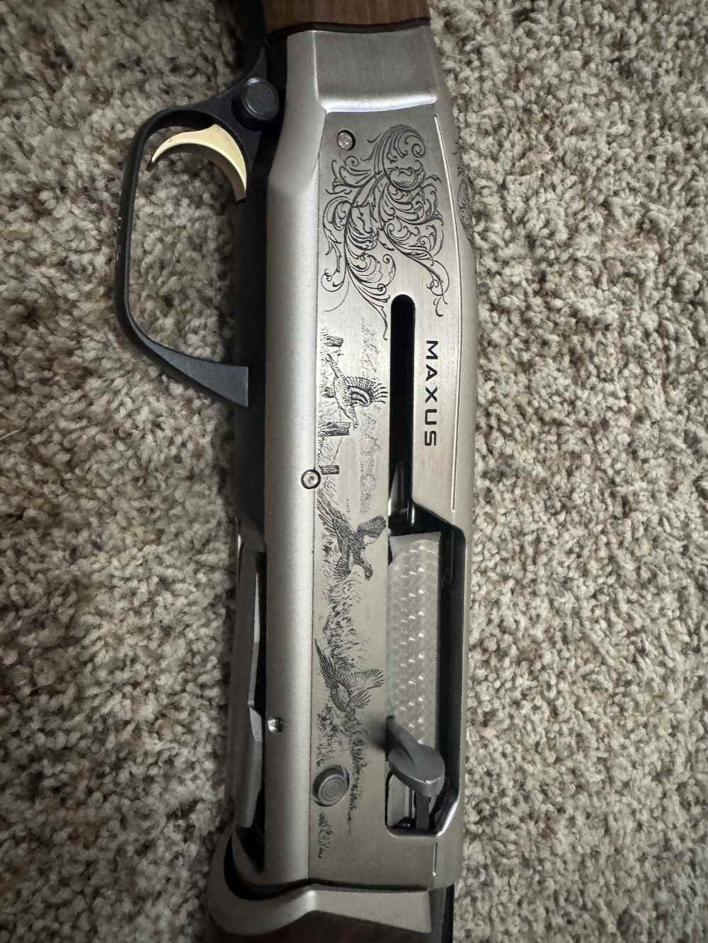 Browning Maxus Engraved -img-1