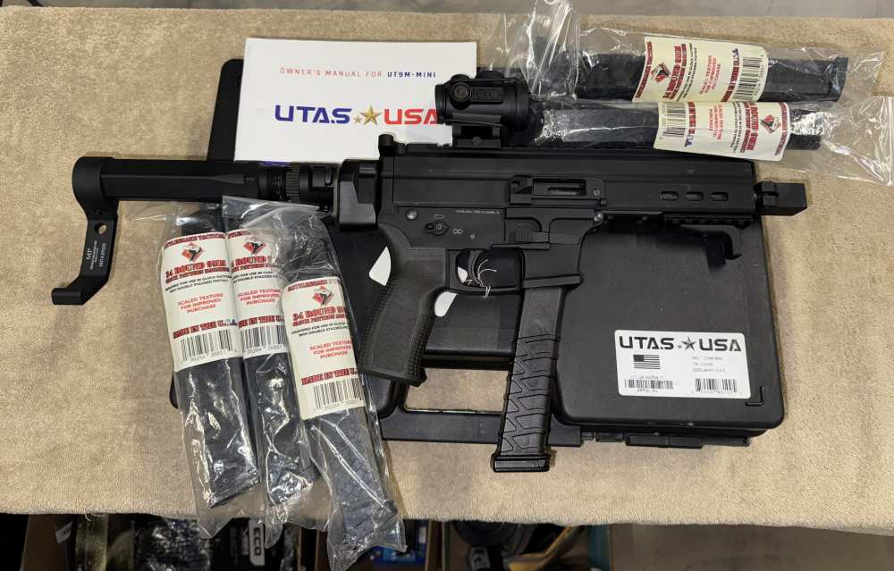 UTAS UT9-M Mini 9mm Semi Auto Pistol 6” Barrel (7) Mags Case Folding Grip-img-0