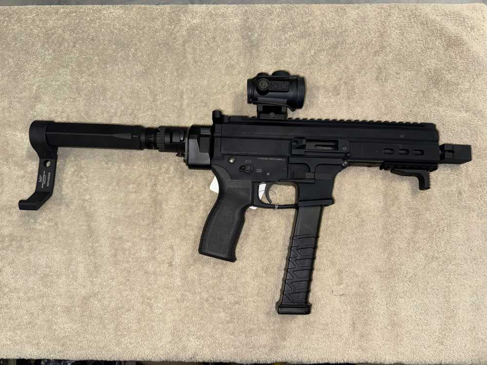 UTAS UT9-M Mini 9mm Semi Auto Pistol 6” Barrel (7) Mags Case Folding Grip-img-1