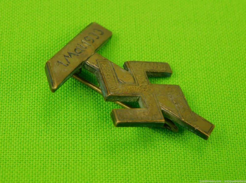 German Germany WW2 Labor Badge Pin-img-1