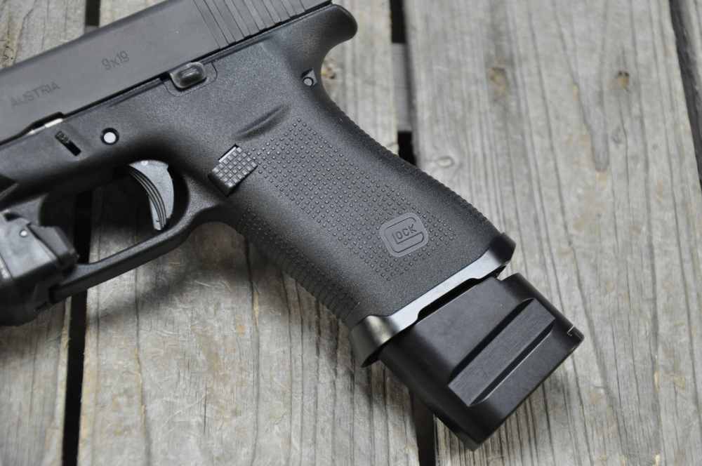 Clean Glock G48 + Radian Afterburner, Night Sights, Shield Arms Mags, TLR7s-img-8