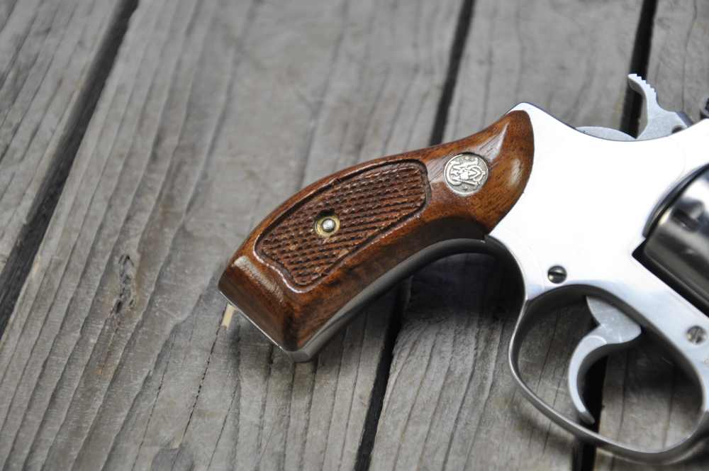 Smith & Wesson Model 60-1 .38 Spl Shark Fin Front Sight w/ Box, Papers-img-2