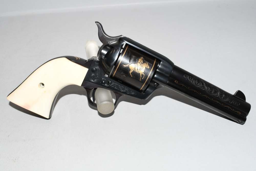 Nice Colt SAA Single Action Army John Wayne Commemorative 45 Cal W Case C&R-img-2