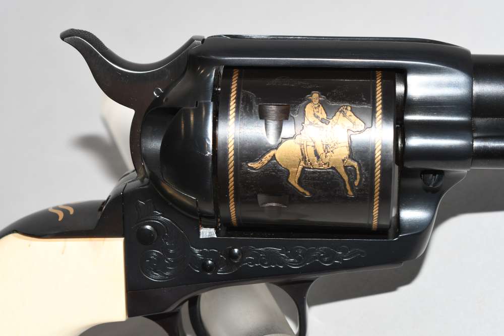 Nice Colt SAA Single Action Army John Wayne Commemorative 45 Cal W Case C&R-img-4