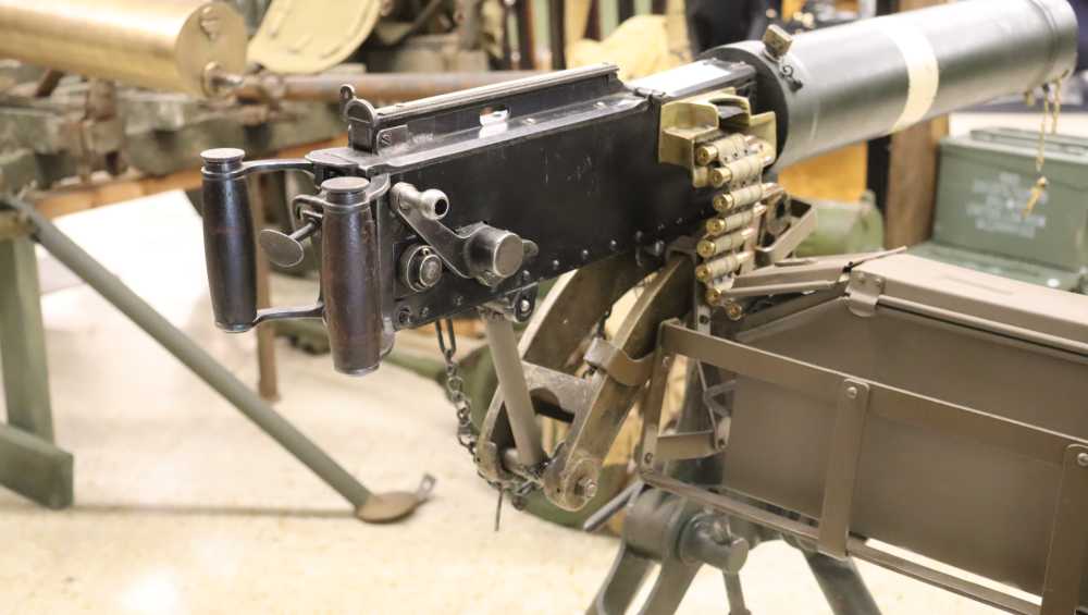 WWII BRITISH VICKERS WATER COOLED .303 BRITISH W/ TRIPOD (INERT)-img-6