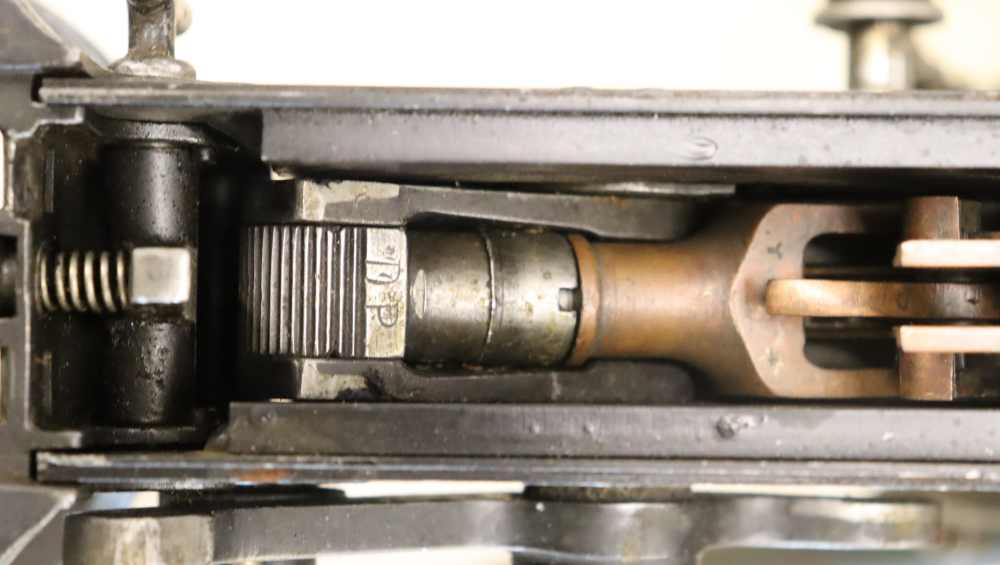 WWII BRITISH VICKERS WATER COOLED .303 BRITISH W/ TRIPOD (INERT)-img-29