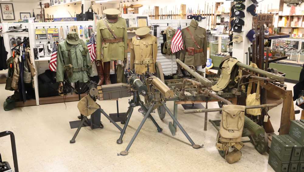 WWII BRITISH VICKERS WATER COOLED .303 BRITISH W/ TRIPOD (INERT)-img-48