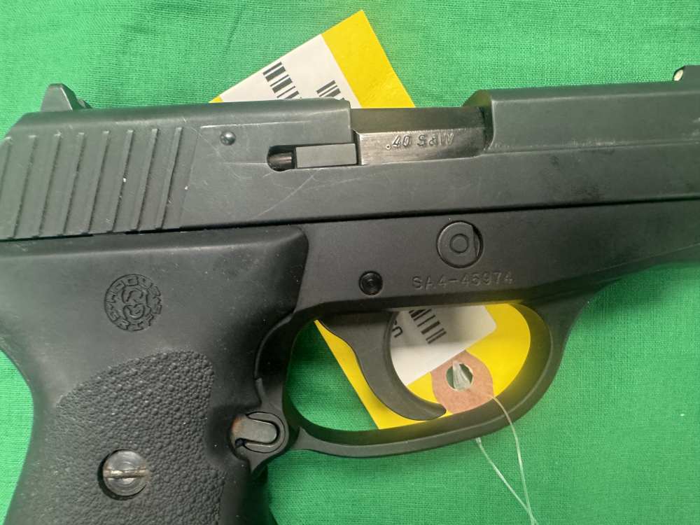 Sig Sauer P239 40 S&W 3.6" P 239 +1 MAGS-img-3