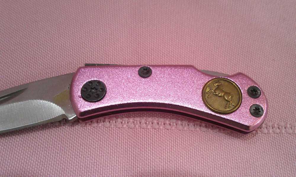 Super Cool NIB Colt Pink Tadpole Compact Lockback Pocketknife!-img-7