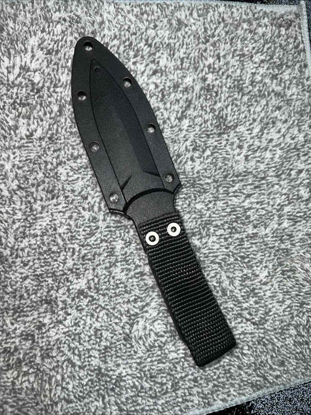 CRKT Sting Model -img-8