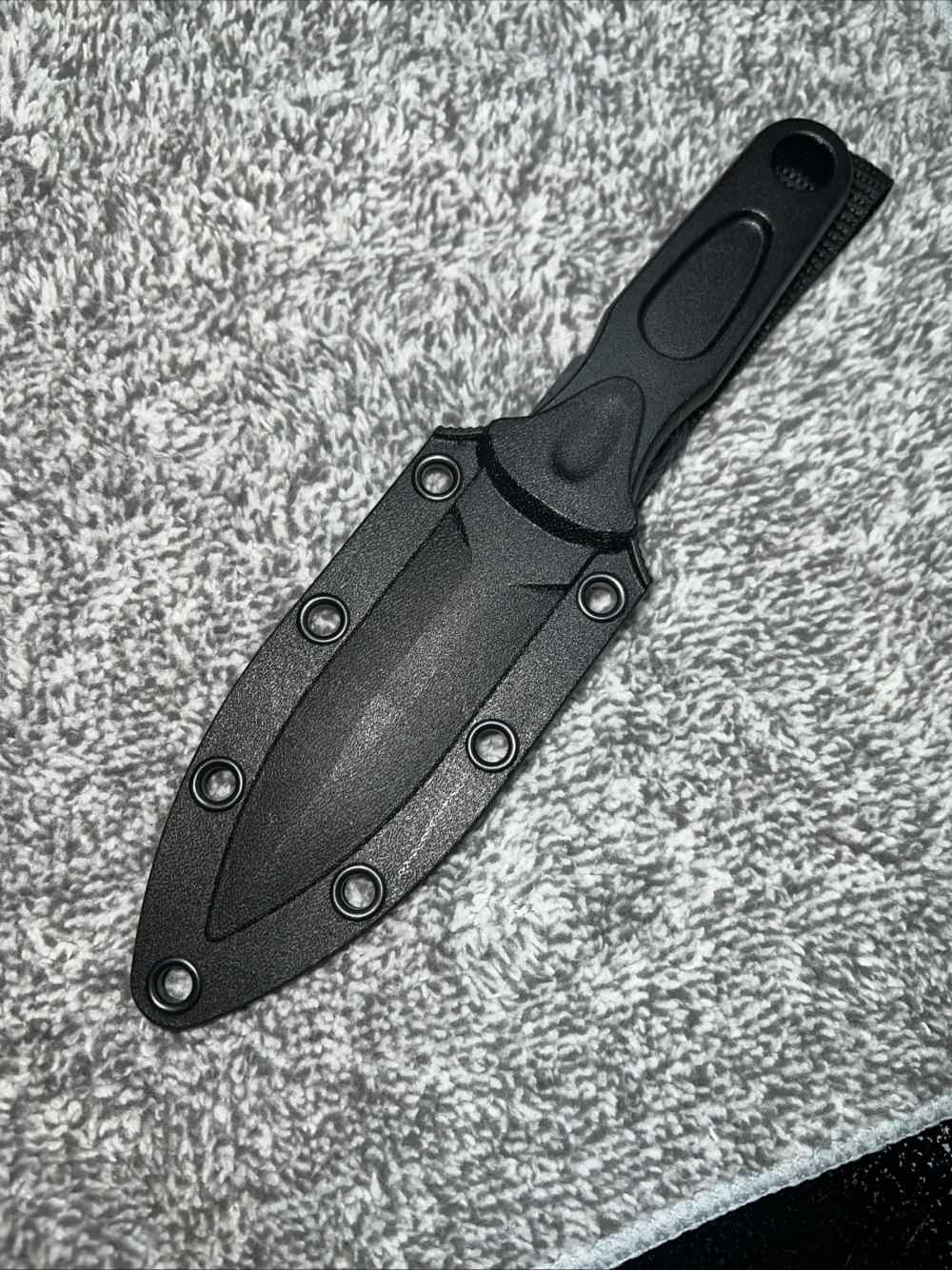 CRKT Sting Model -img-7