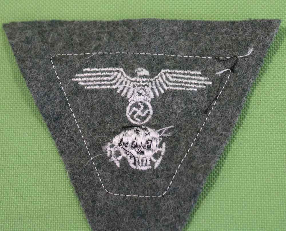 German WWII Waffen SS Eagle & Skull Trapezoid EM M-43 Cap Insignia 12P-img-2