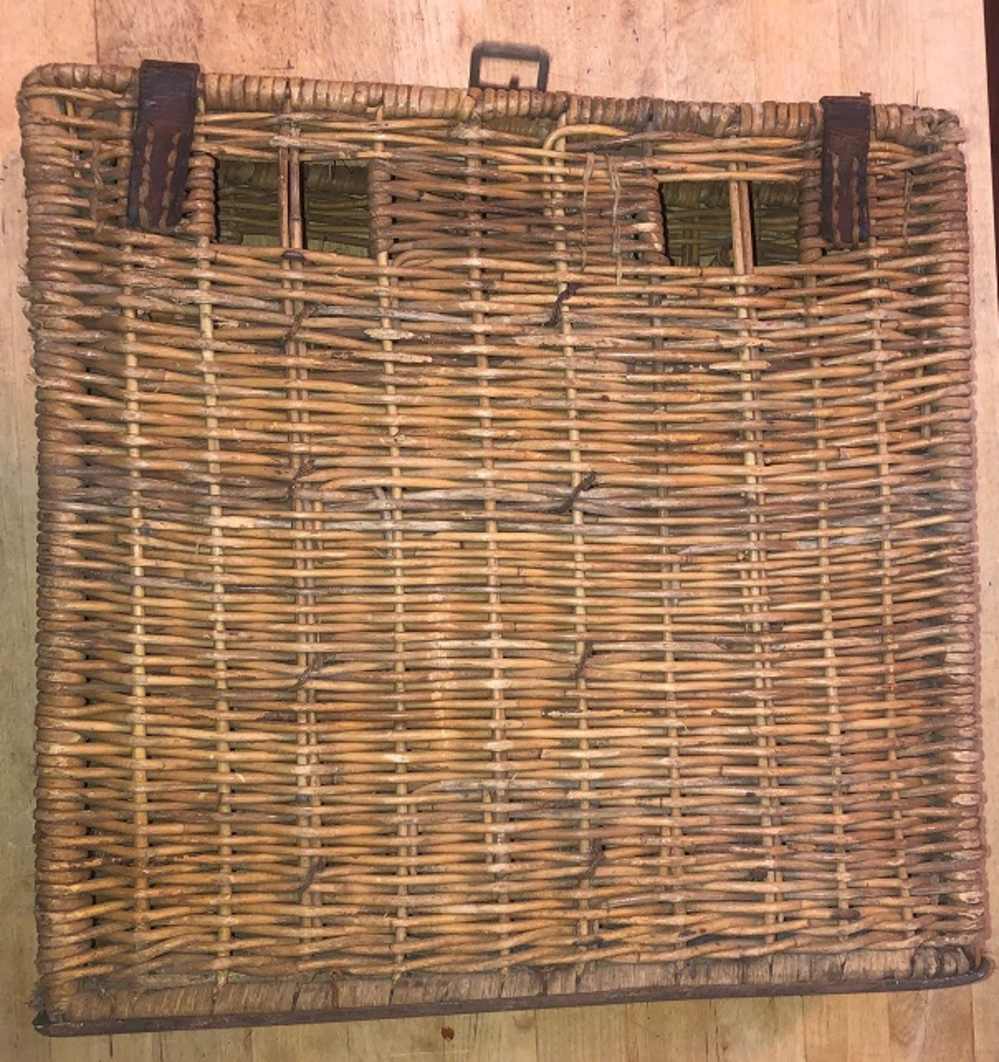 Original WWII German 7.5 cm Wicker Shell Transport Box -img-1