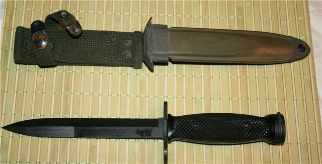 Genuine US Military Surplus Bayonet M4 Bayo for M1 Carbine WD Scabbard RARE-img-0
