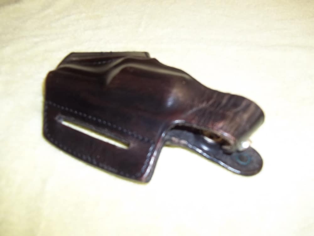 Colt Detective Special Cobra  Safariland R/H Low Silhouette Lined Holster-img-3