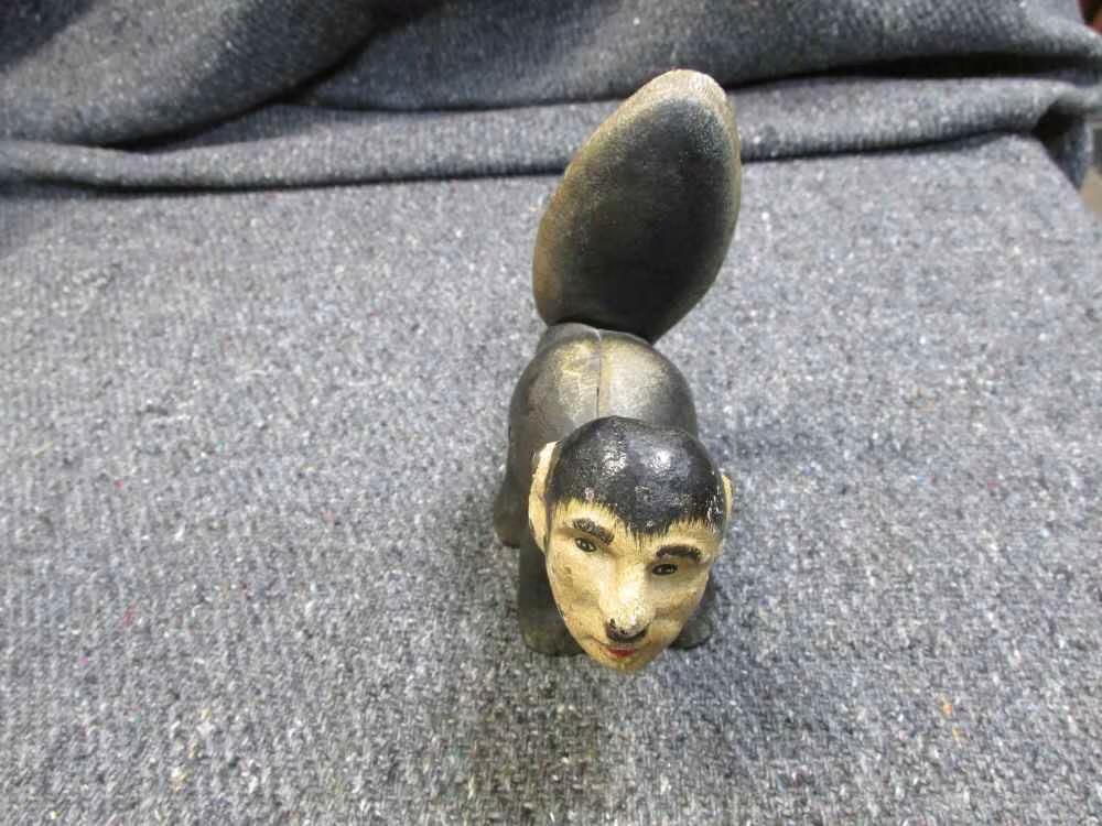 WWII CAST IRON SKUNK ADOLF H. WARTIME PROPAGANDA PIECE PRE-1945-img-1