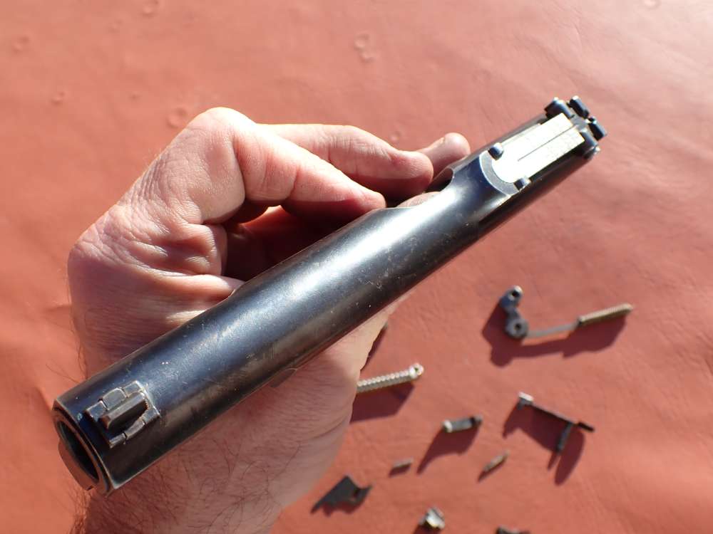 BROWNING HI POWER PRE WAR 9MM PISTOL WITH TANGENT SIGHT FACTORY PARTS KIT -img-31