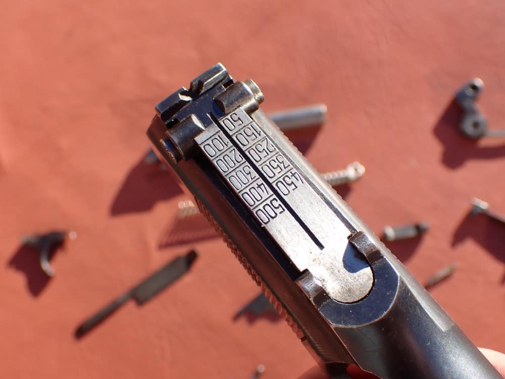 BROWNING HI POWER PRE WAR 9MM PISTOL WITH TANGENT SIGHT FACTORY PARTS KIT -img-54