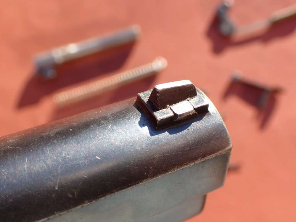BROWNING HI POWER PRE WAR 9MM PISTOL WITH TANGENT SIGHT FACTORY PARTS KIT -img-58