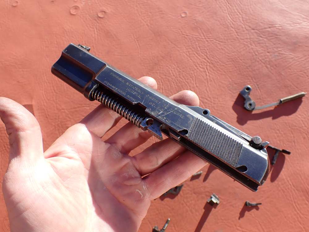 BROWNING HI POWER PRE WAR 9MM PISTOL WITH TANGENT SIGHT FACTORY PARTS KIT -img-159