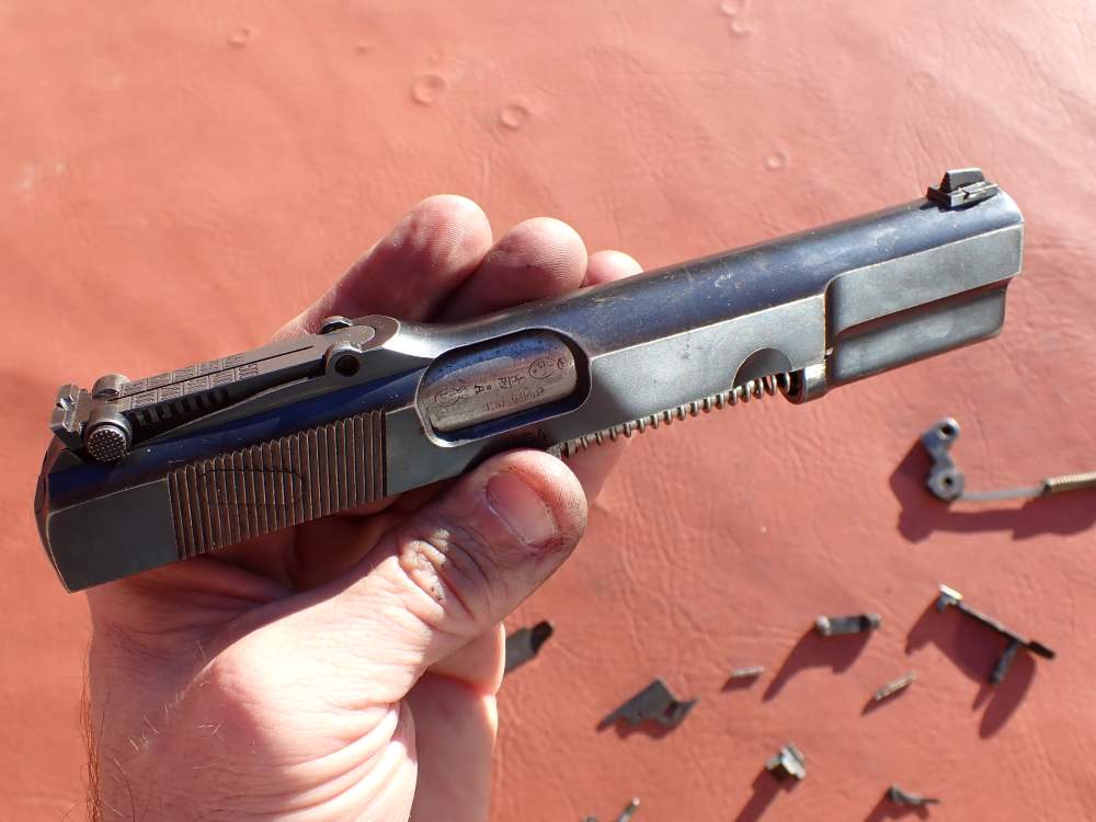 BROWNING HI POWER PRE WAR 9MM PISTOL WITH TANGENT SIGHT FACTORY PARTS KIT -img-146