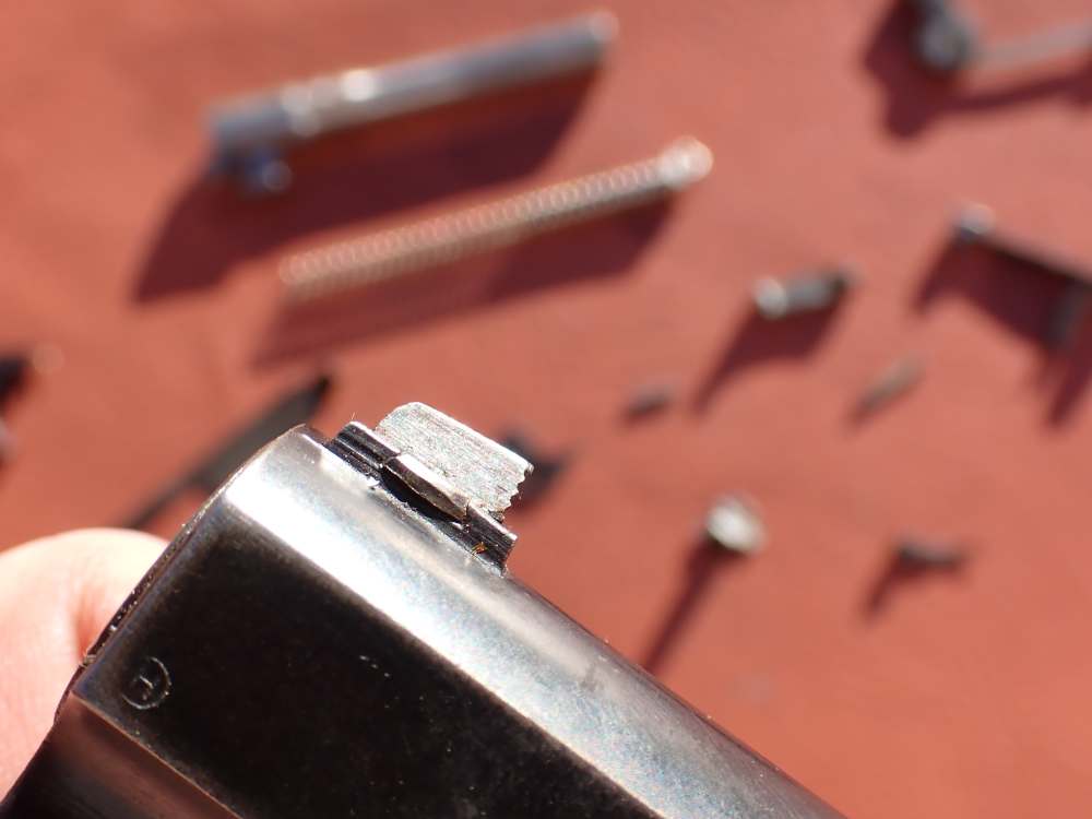 BROWNING HI POWER PRE WAR 9MM PISTOL WITH TANGENT SIGHT FACTORY PARTS KIT -img-61