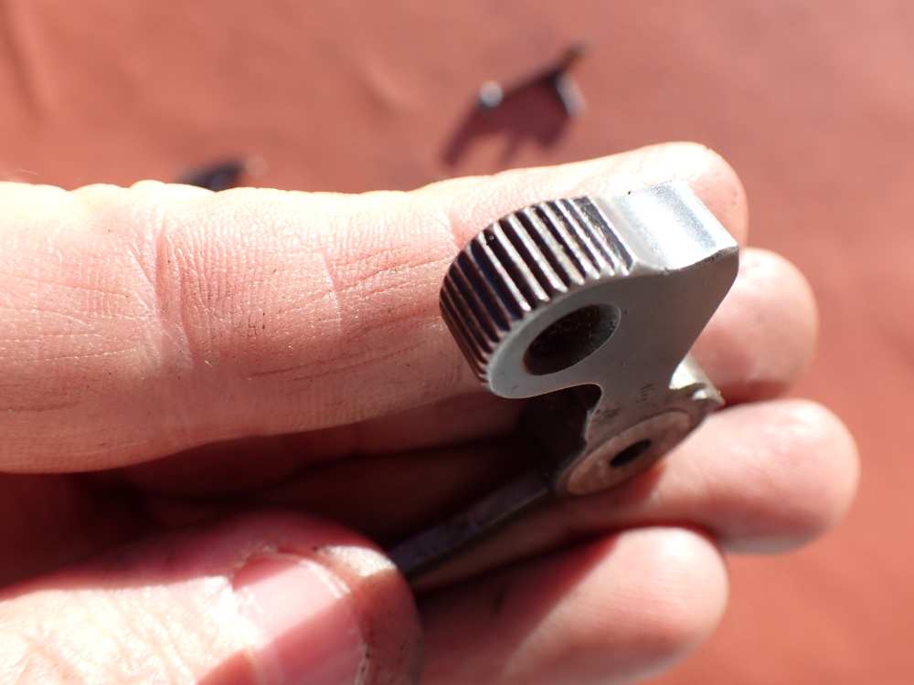 BROWNING HI POWER PRE WAR 9MM PISTOL WITH TANGENT SIGHT FACTORY PARTS KIT -img-184