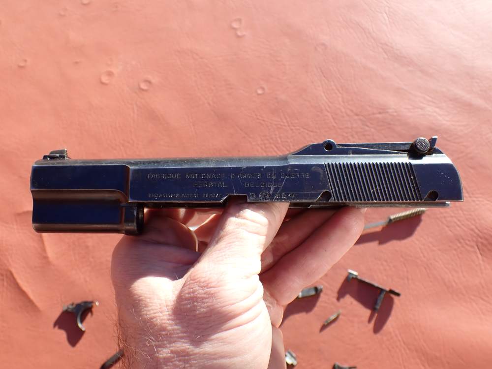 BROWNING HI POWER PRE WAR 9MM PISTOL WITH TANGENT SIGHT FACTORY PARTS KIT -img-26
