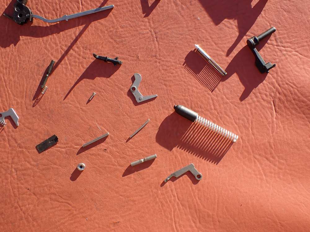 SMITH & WESSON MODEL 4006 TACTICAL .40S&W STAINLESS FACTORY PISTOL PARTS -img-104