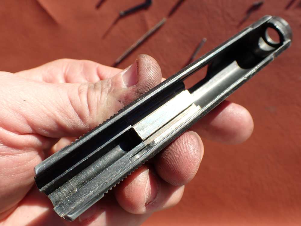 ERMA EP-25 FACTORY .25ACP PISTOL PARTS KIT SET WITH ORIGINAL GRIPS-img-13