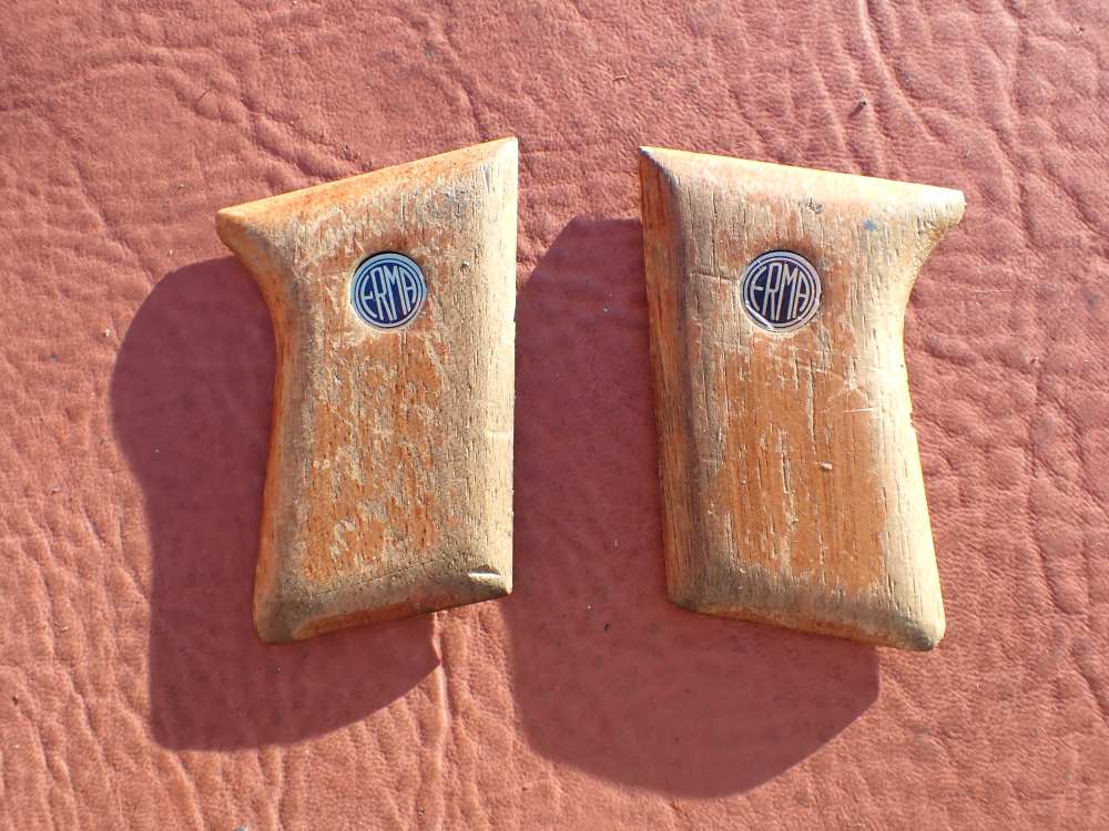 ERMA EP-25 FACTORY .25ACP PISTOL PARTS KIT SET WITH ORIGINAL GRIPS-img-50