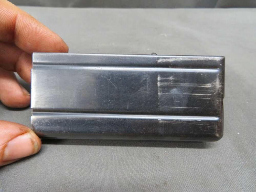 USGI M1 CARBINE 2-15RD MAGAZINE WITH POUCH-img-2