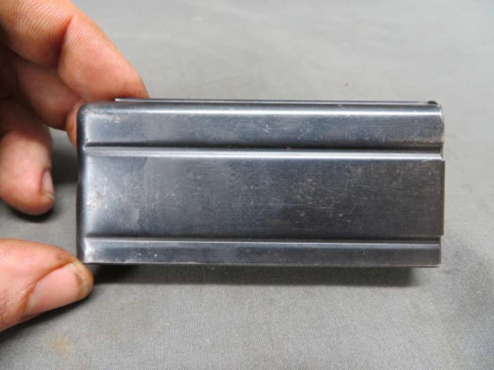 USGI M1 CARBINE 2-15RD MAGAZINE WITH POUCH-img-9