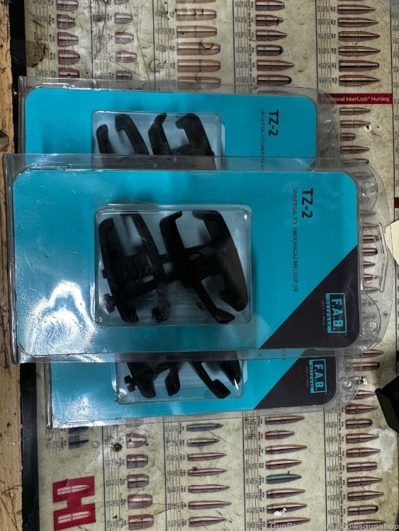 F.A.B Defense TZ-2 Universal Polymer Magazine coupler NiB price per 1 -img-0