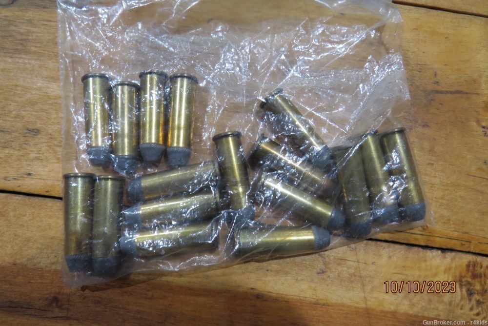 44-40 Brass 110 pieces 47 factory loaded rounds and 17 reloads-img-3