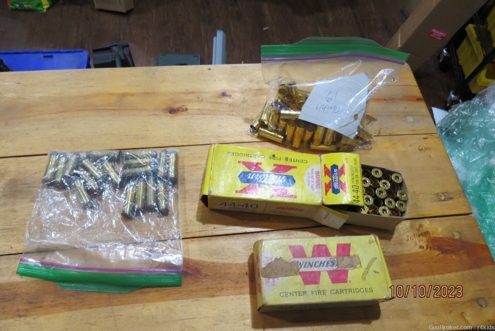 44-40 Brass 110 pieces 47 factory loaded rounds and 17 reloads-img-0