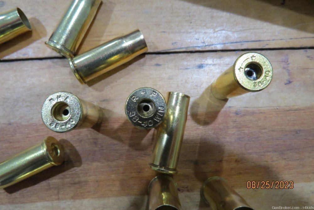 195 pieces of 38-40 Mixed headstamps cleaned and deprimed-img-1
