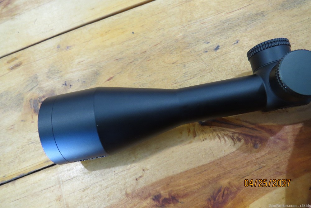 Nikon Monarch 3    2.5-10x42mm BDC reticle -img-13
