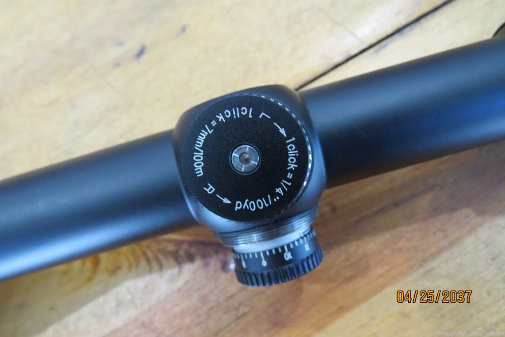 Nikon Monarch 3    2.5-10x42mm BDC reticle -img-17