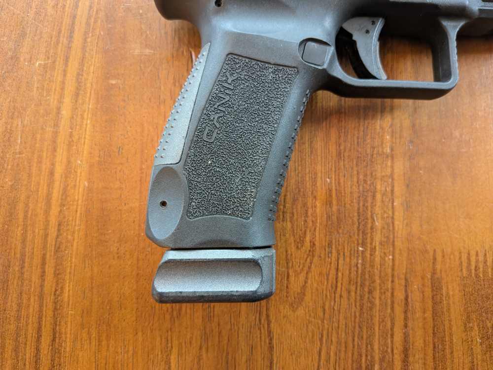 Canik TP9 SFx - 9mm - Competition Pistol - Optic Ready - VG-img-12
