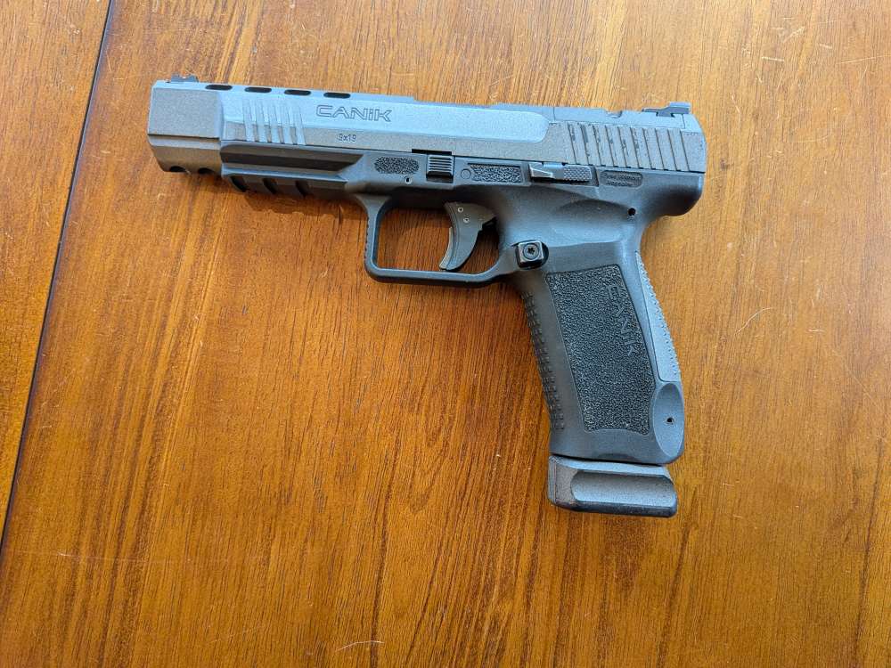 Canik TP9 SFx - 9mm - Competition Pistol - Optic Ready - VG-img-0