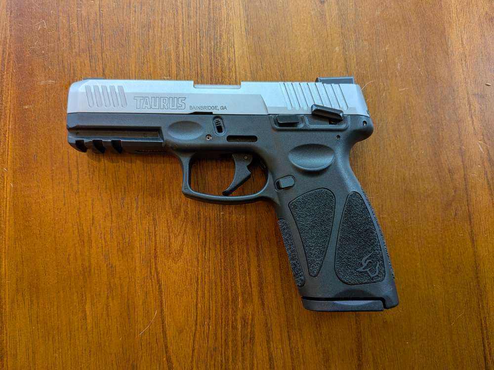 Taurus G3 9mm Stainless Slide Manual Safety w/ 17rd and 15rd Mags-img-8