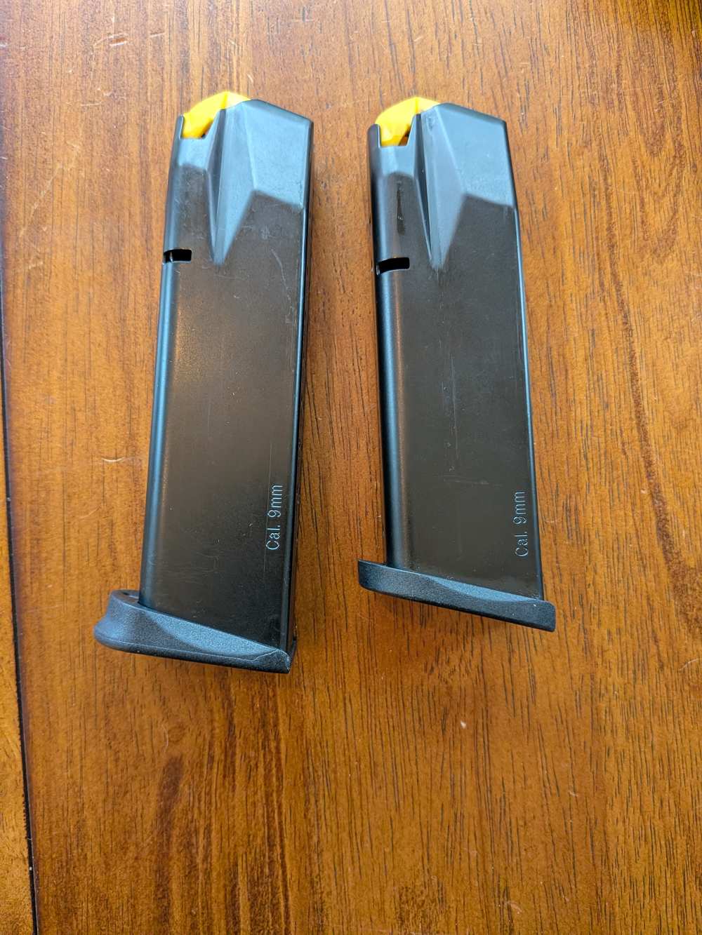 Taurus G3 9mm Stainless Slide Manual Safety w/ 17rd and 15rd Mags-img-26
