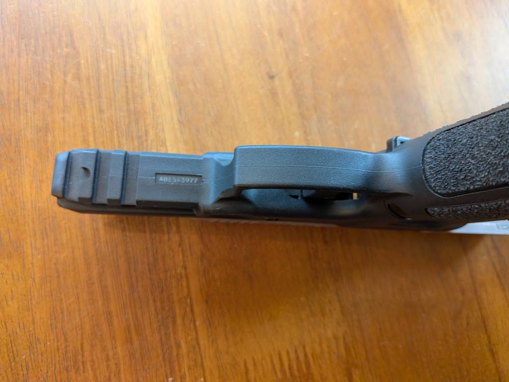 Taurus G3 9mm Stainless Slide Manual Safety w/ 17rd and 15rd Mags-img-22