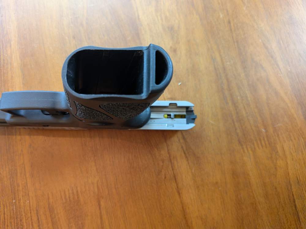 Taurus G3 9mm Stainless Slide Manual Safety w/ 17rd and 15rd Mags-img-25
