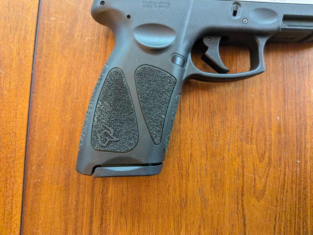 Taurus G3 9mm Stainless Slide Manual Safety w/ 17rd and 15rd Mags-img-2