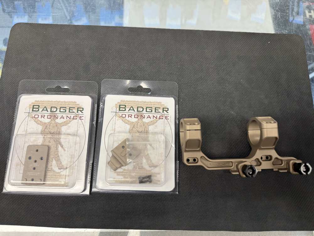 USED BADGER ORDNANCE 30MM MOUNT WITH ACCESSORIES CHEAP-img-0